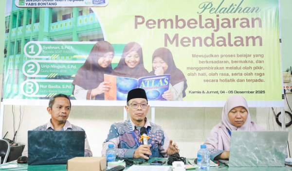 SD IT YABIS Bontang Gelar Pelatihan Pembelajaran Mendalam: Membangun Proses Belajar yang Berkesadaran, Bermakna, dan Holistik